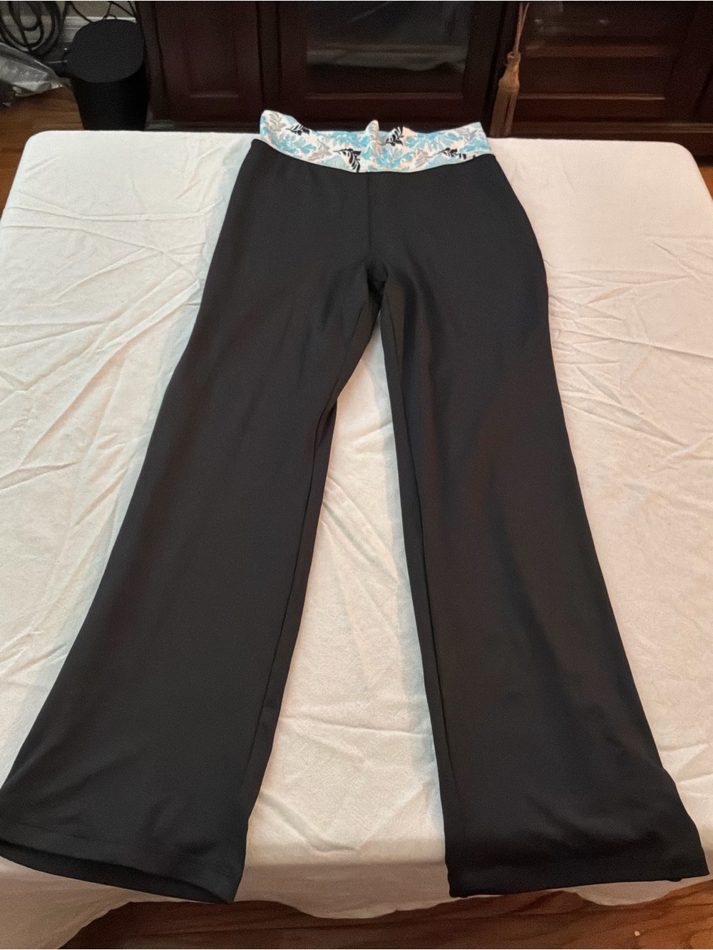 ******* Black Track Pants with Patterned Waistband Yoga *******